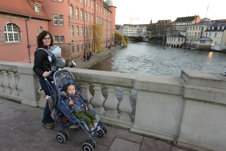Erynn and her kids in Strasbourg_ France1.JPG